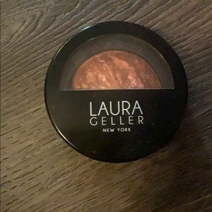 Laura Geller baked blush